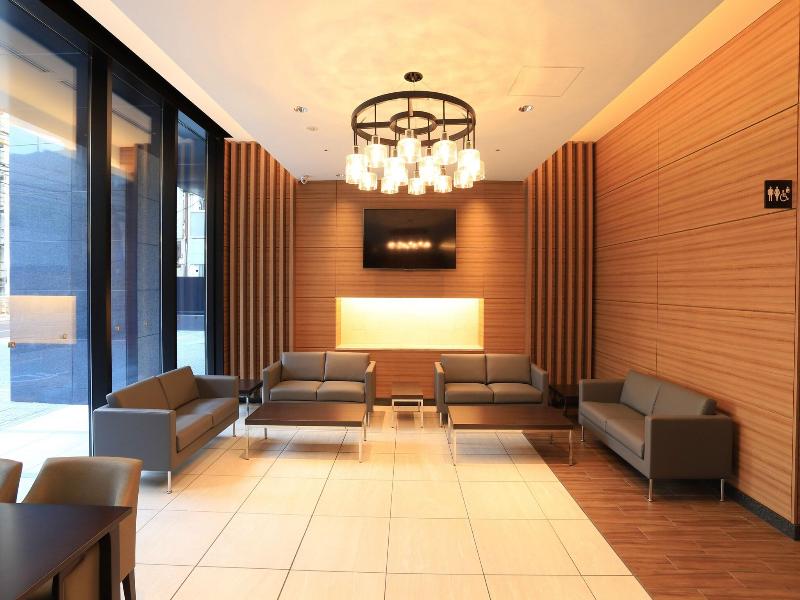 Smile Hotel Premium Osaka Hommachi image