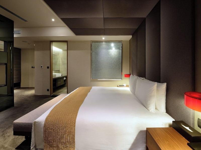 Park City Hotel Hualien Vacation image
