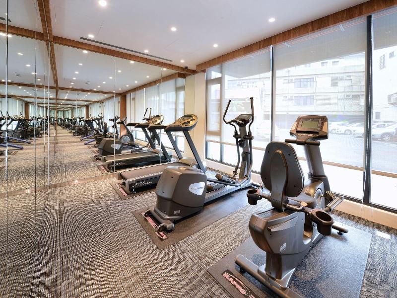 Park City Hotel Hualien Vacation image