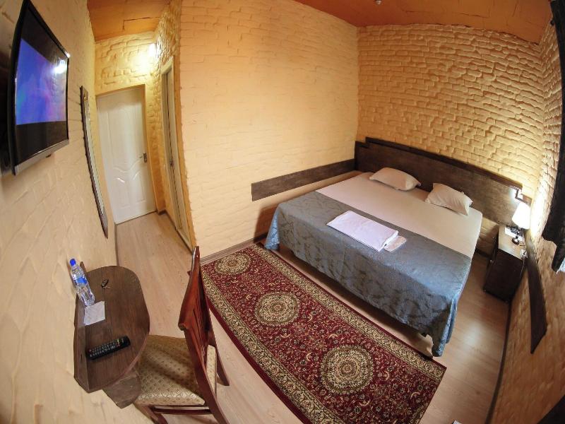 Star Hotel E image