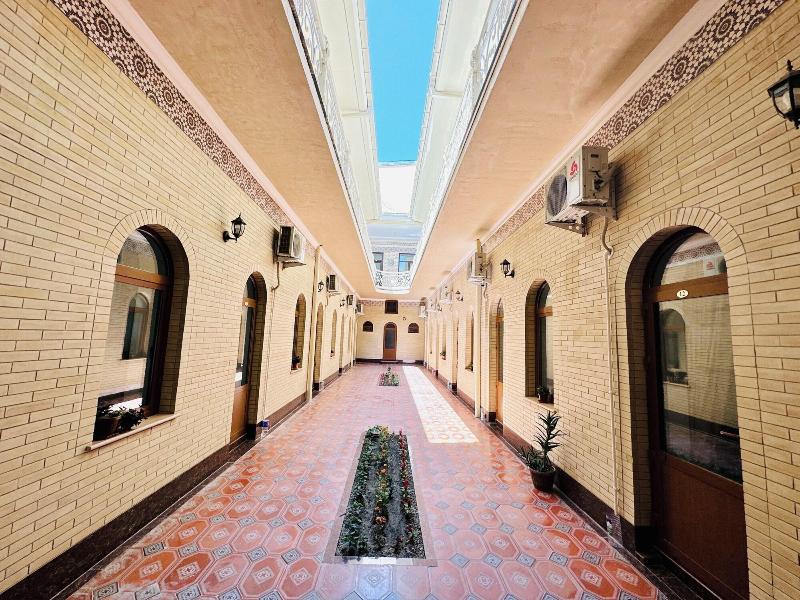 Samarkand Travel Inn E image