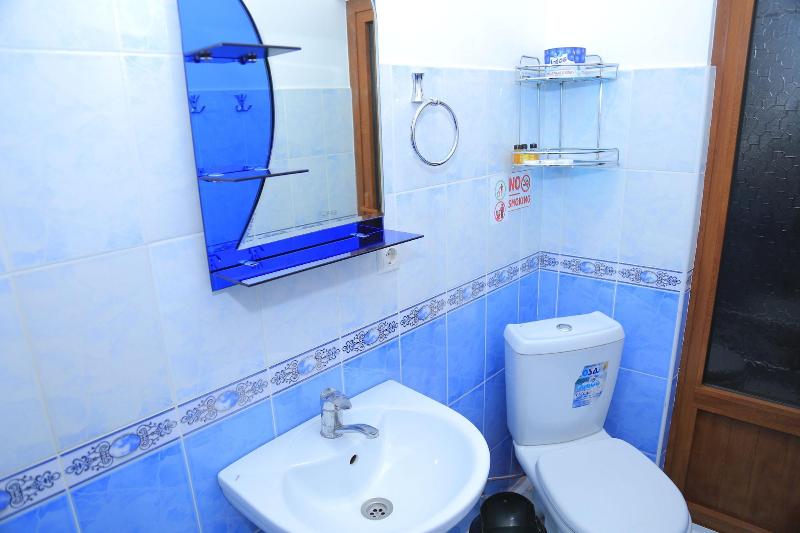 Samarkand Travel Inn E image