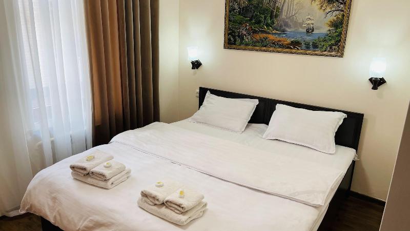 Samarkand Travel Inn E image