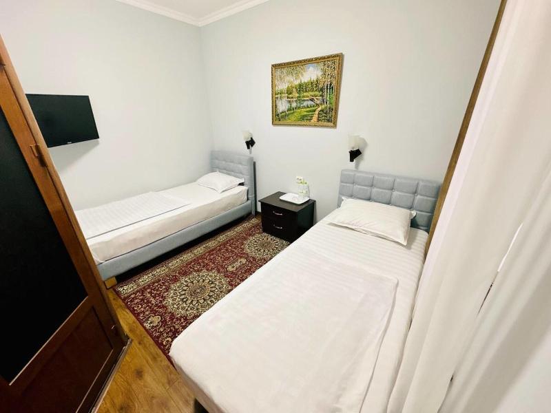 Samarkand Travel Inn E image