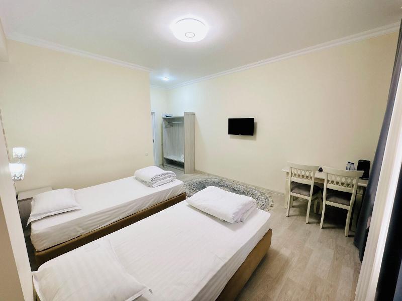 Samarkand Travel Inn E image