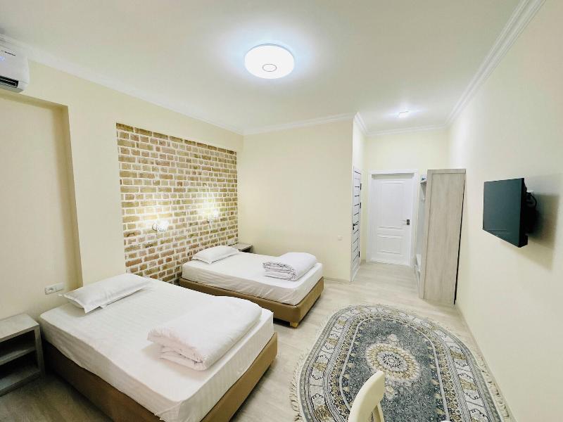 Samarkand Travel Inn E image