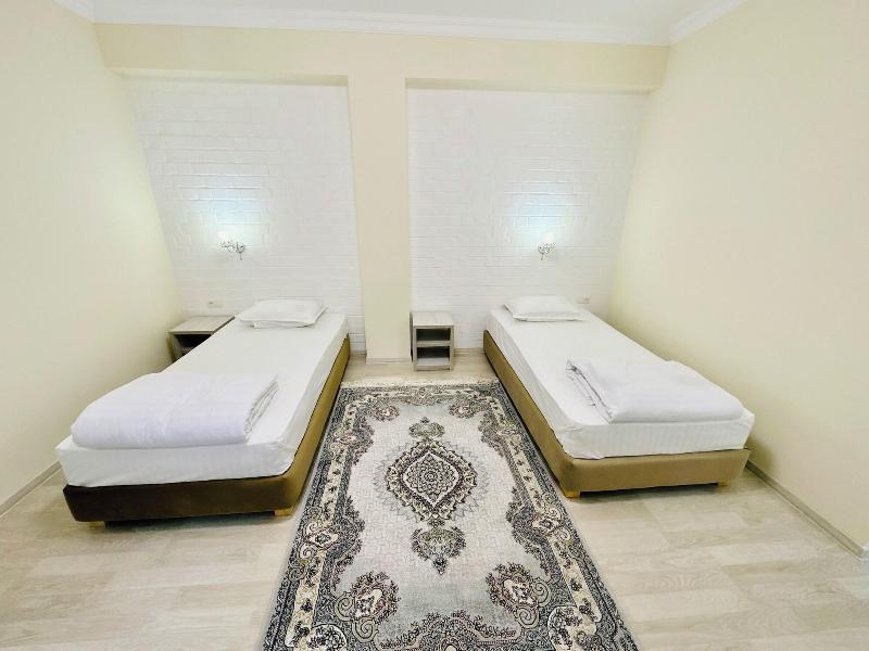 Samarkand Travel Inn E image