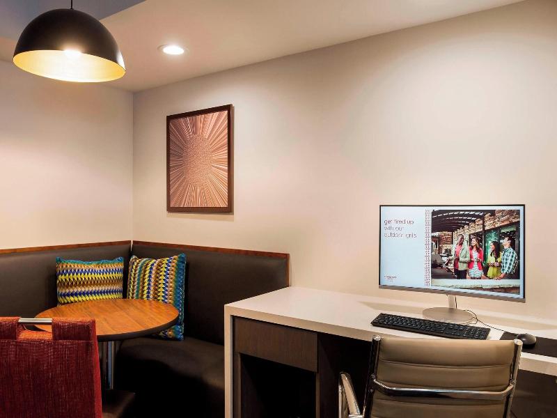 Towneplace Suites San Mateo Foster City image