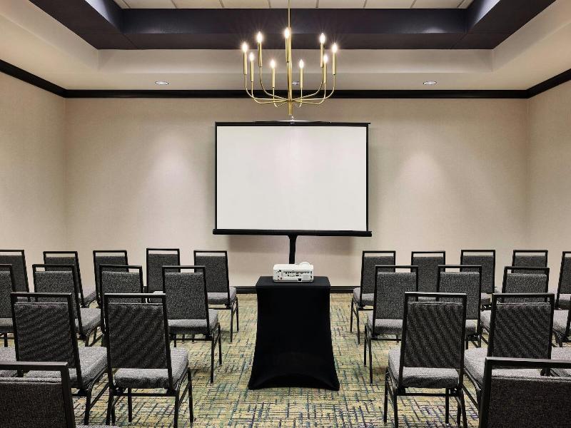 Renaissance Phoenix Glendale Hotel Spa image