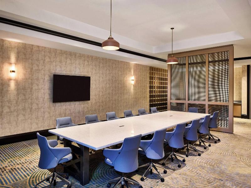 Renaissance Phoenix Glendale Hotel Spa image