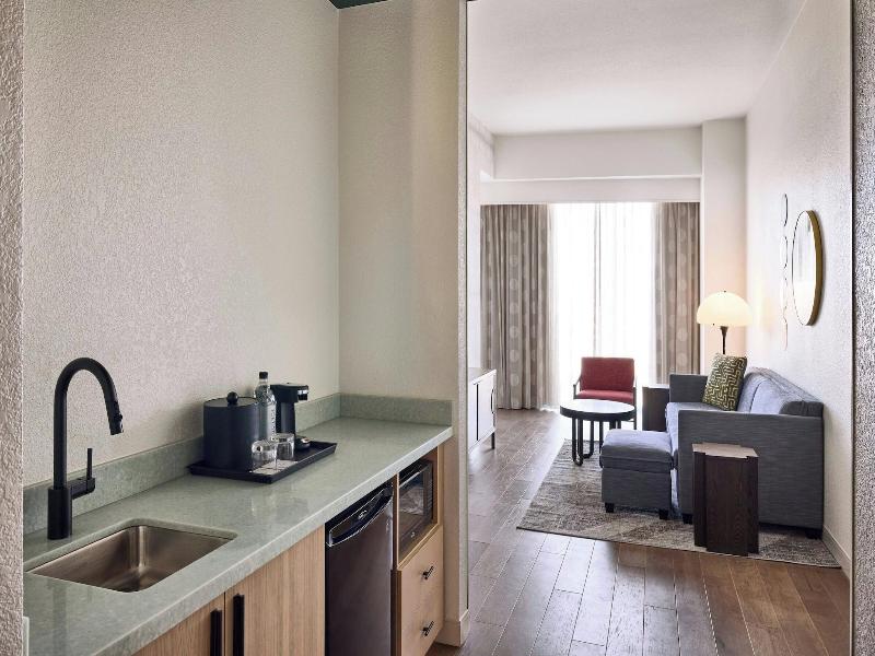 Renaissance Phoenix Glendale Hotel Spa image