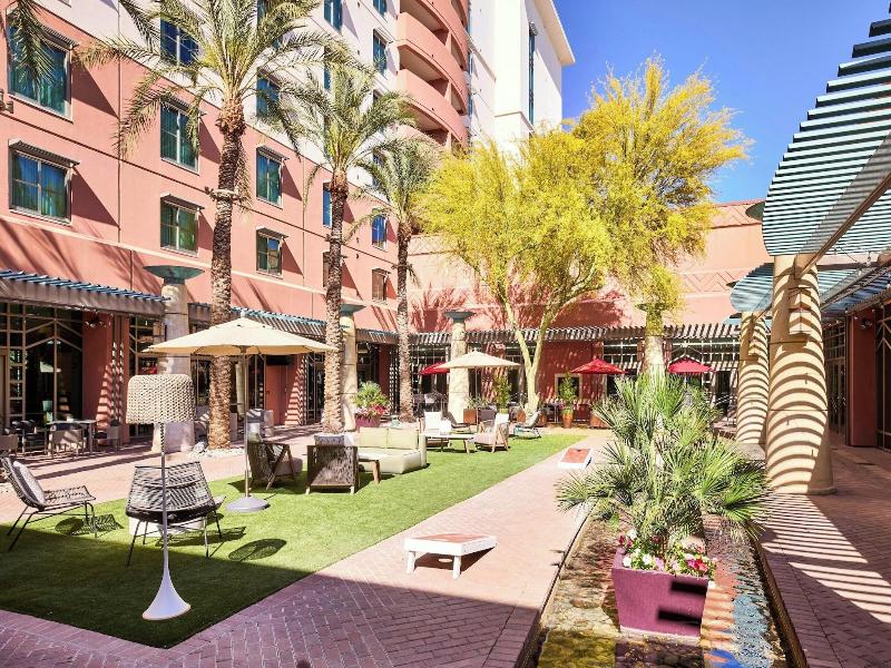 Renaissance Phoenix Glendale Hotel Spa image