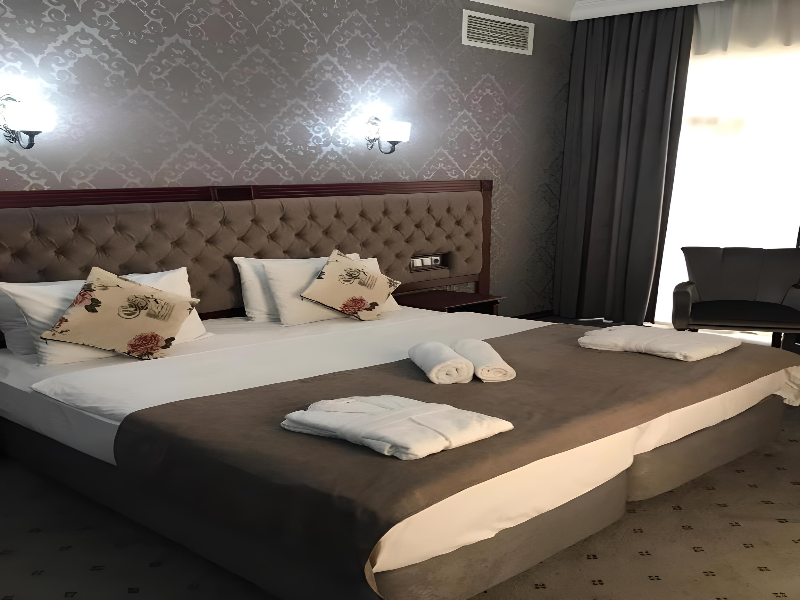 Capitol Hotel image