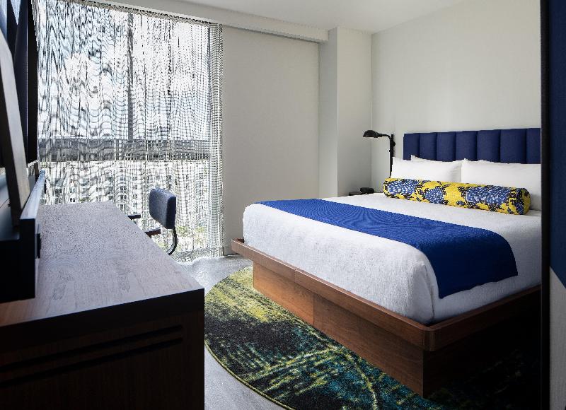 Hotel Indigo Miami Brickell image