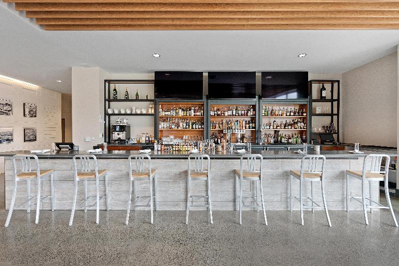 Hotel Indigo Seattle Everett Waterfront image