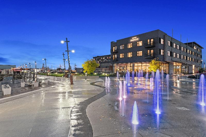 Hotel Indigo Seattle Everett Waterfront image