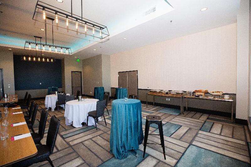 Hotel Indigo Seattle Everett Waterfront image