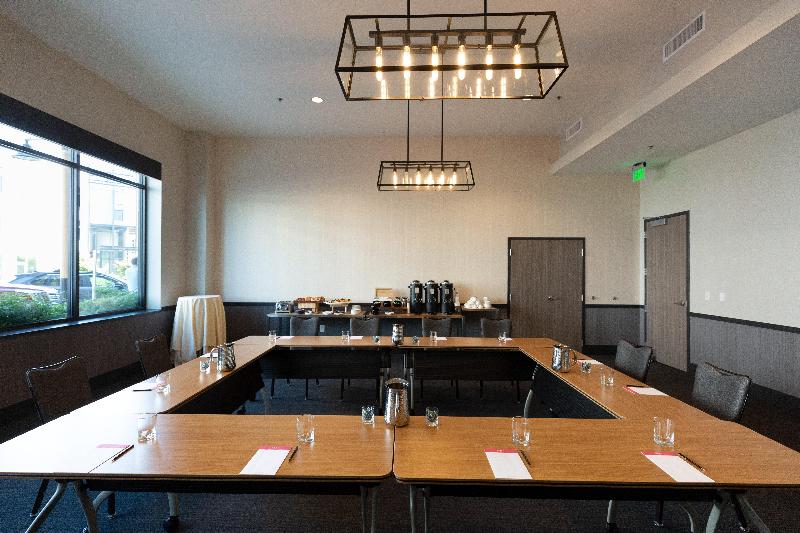 Hotel Indigo Seattle Everett Waterfront image
