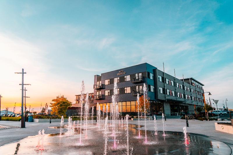 Hotel Indigo Seattle Everett Waterfront image