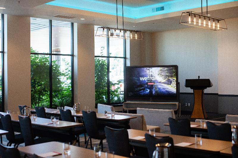 Hotel Indigo Seattle Everett Waterfront image