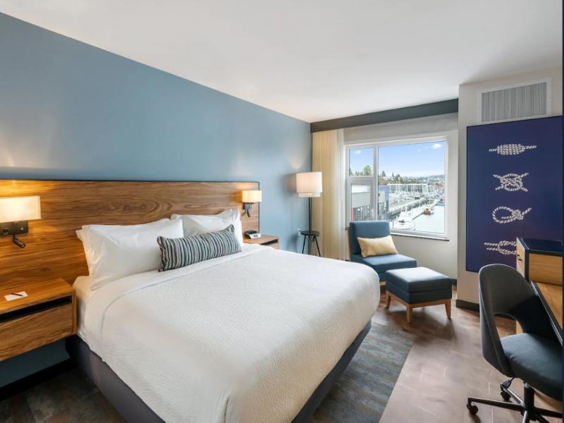 Hotel Indigo Seattle Everett Waterfront image