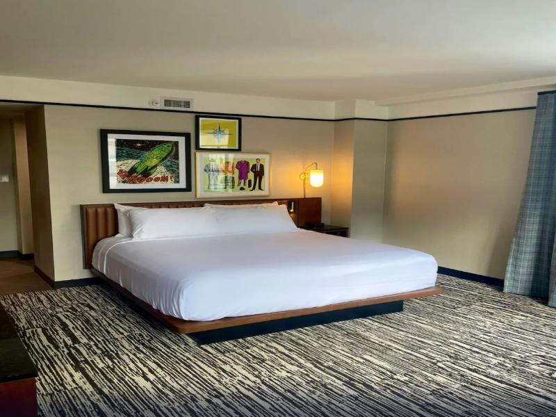 Hotel Indigo Seattle Everett Waterfront image