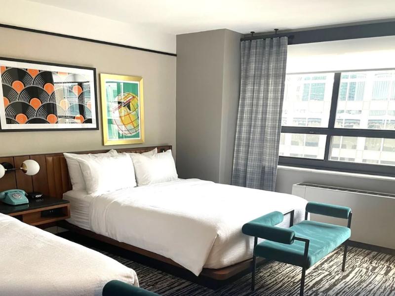 Hotel Indigo Seattle Everett Waterfront image
