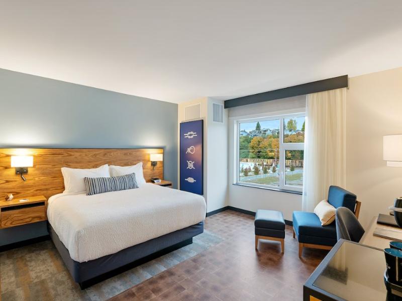 Hotel Indigo Seattle Everett Waterfront image