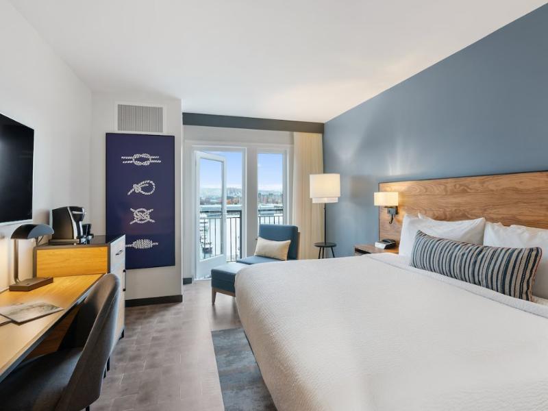 Hotel Indigo Seattle Everett Waterfront image