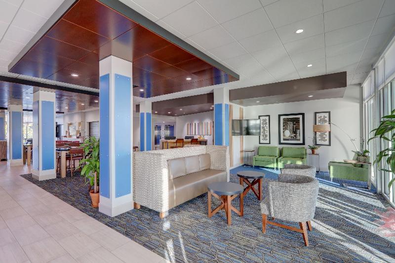 Holiday Inn Express & Suites Auburn Downtown image