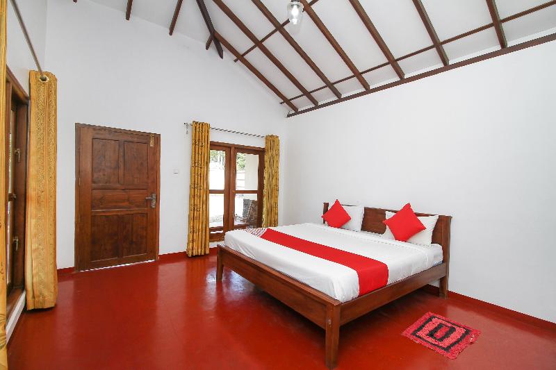 Ceylon City Hotel, Mt Lavinia — photo 5