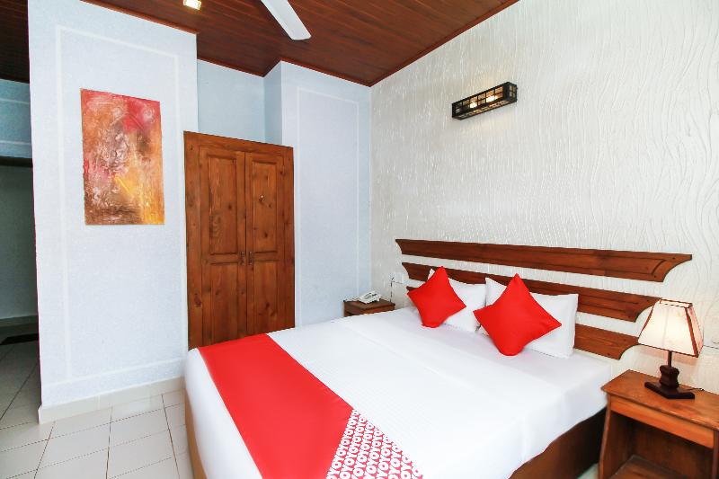 Dhanamuthu Hotel And Banquets — photo 4