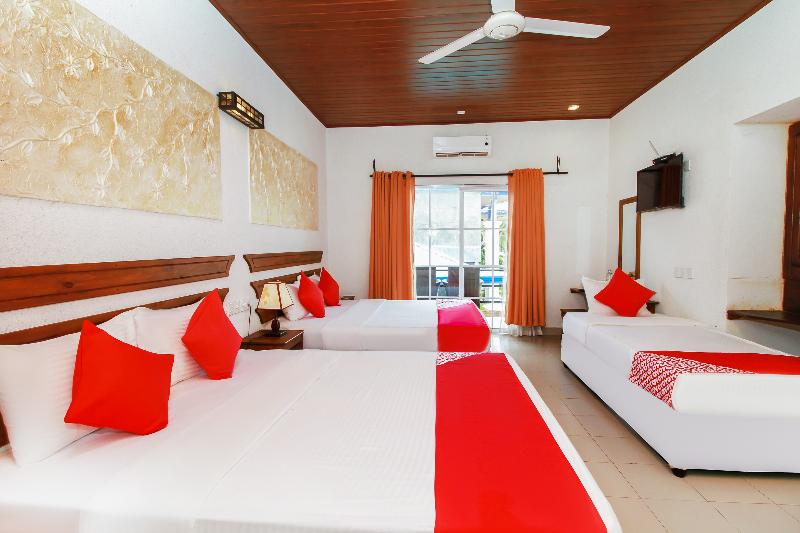 Dhanamuthu Hotel And Banquets — photo 5