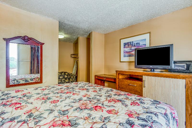 OYO Hotel Jackson North I-55 image