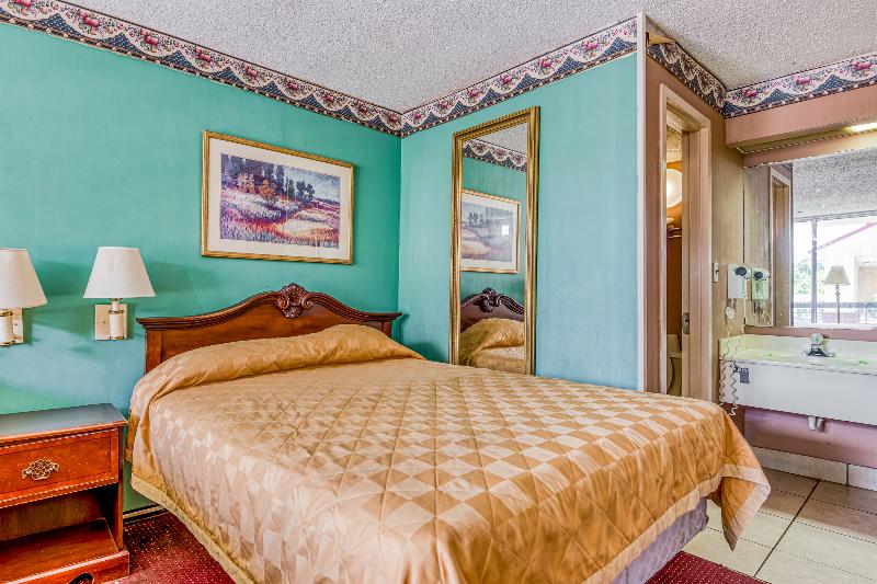 OYO Hotel Jackson North I-55 image