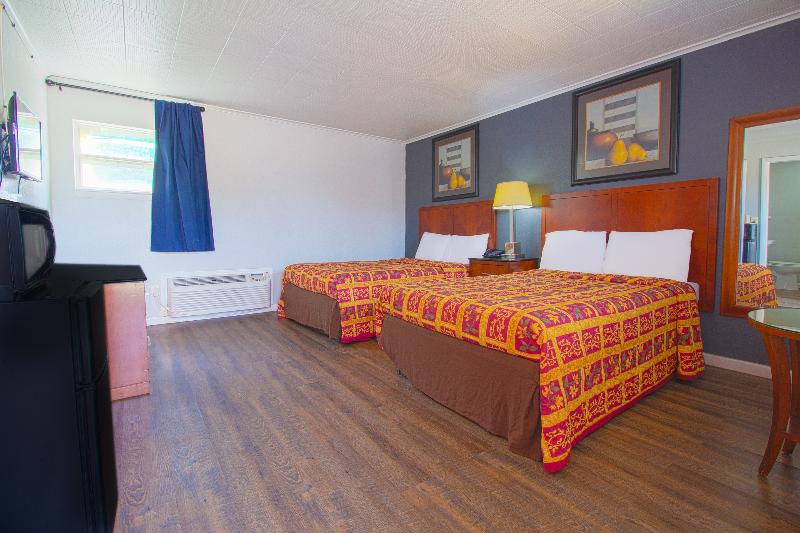 OYO Hotel McAlester OK S Main St image