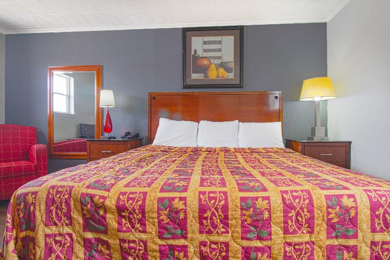 OYO Hotel McAlester OK S Main St image