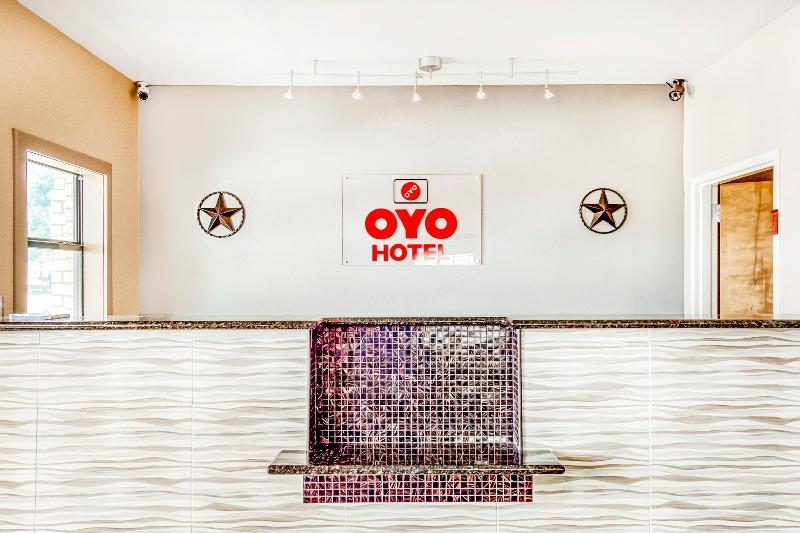 OYO Hotel Yoakum West image