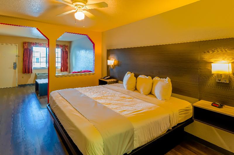 OYO Hotel Yoakum West image