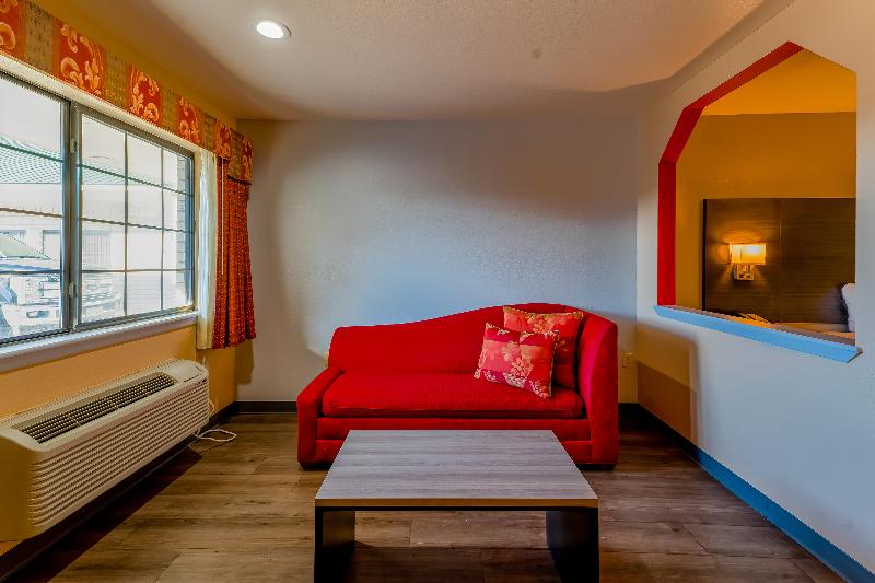 OYO Hotel Yoakum West image