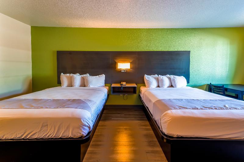 OYO Hotel Yoakum West image