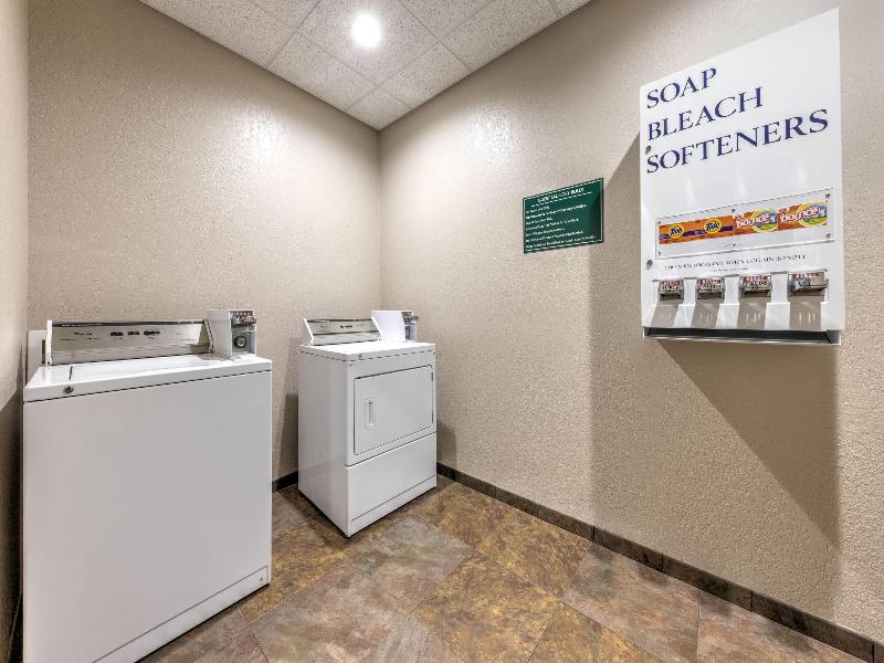 La Quinta Inn Suites By Wyndham Marble Falls image
