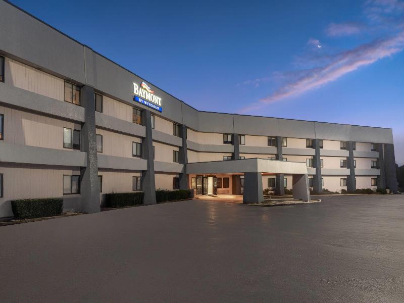 Baymont by Wyndham Columbia MO