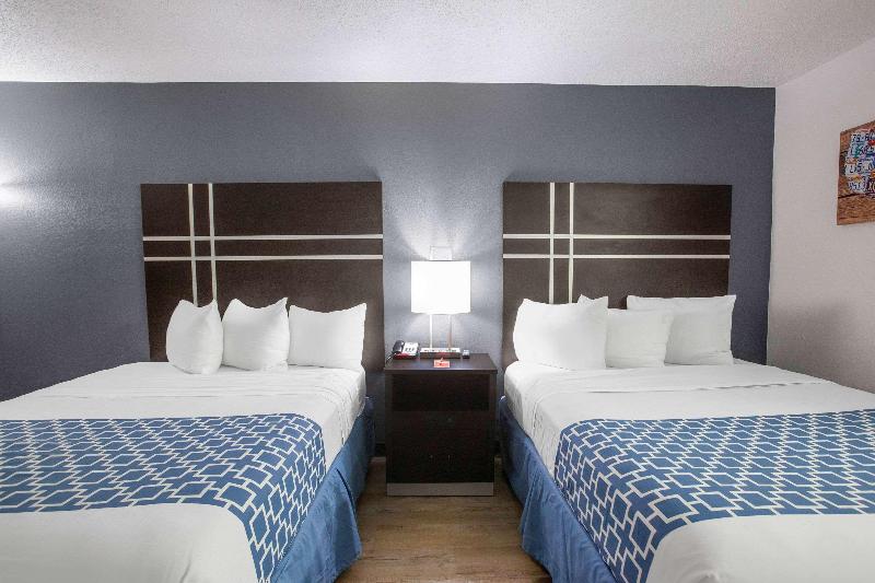 Econo Lodge Lithonia image