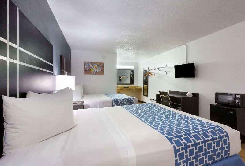 Econo Lodge Lithonia image