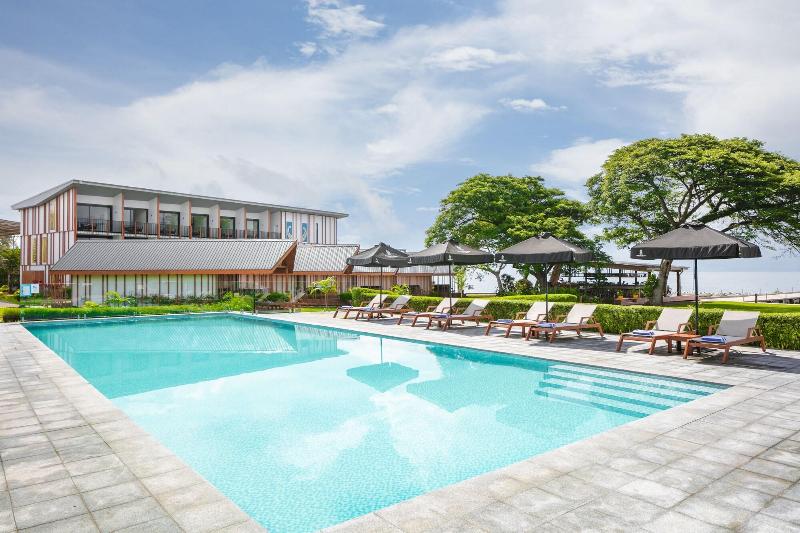 Coral Sea Resort & Casino image