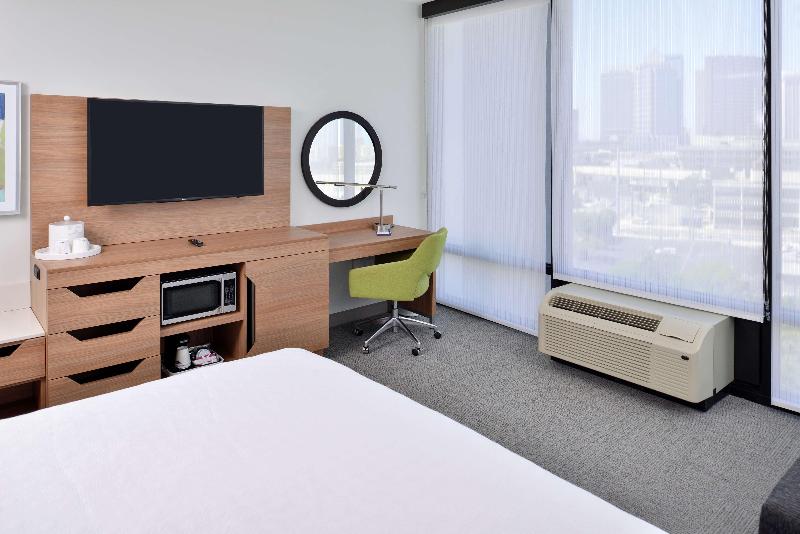 Hampton Inn Tampa Downtown Channel District image