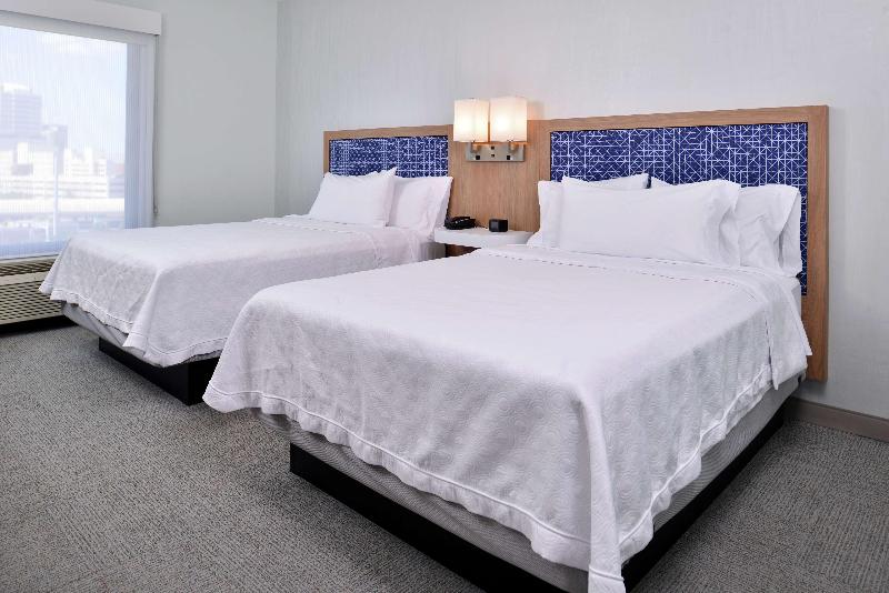 Hampton Inn Tampa Downtown Channel District image