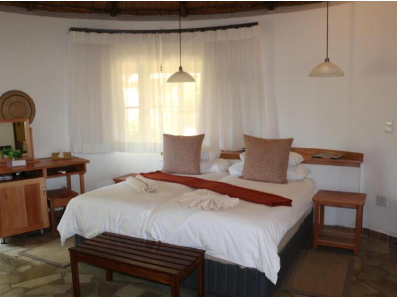 Mohlabetsi Safari Lodge image