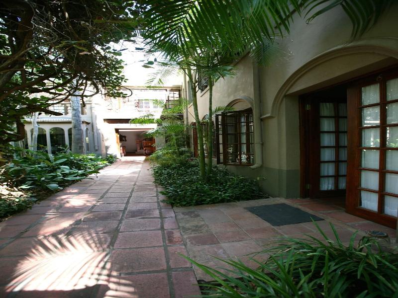 Le Must River Residence
